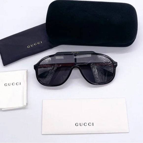 GUCCI GG1038S SUNGLASSES
001 Black & Red - Picture 10 of 11